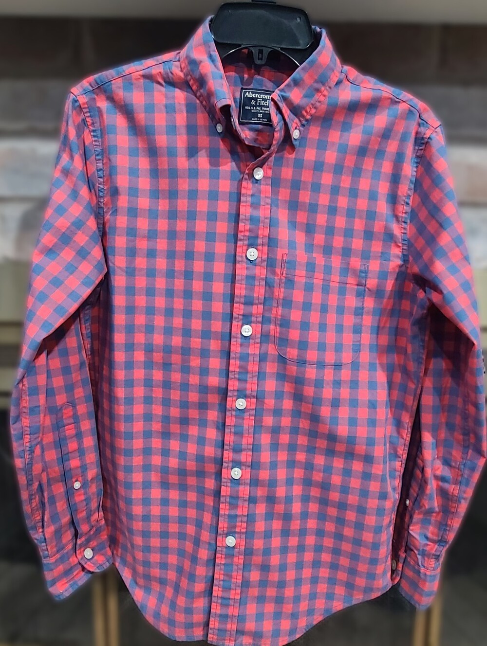 Abercrombie & Fitch long-sleeve button-up shirt classic blue/red gingham